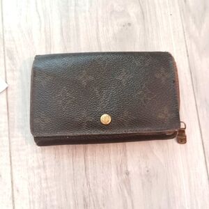 Louis Vuitton Monogram Tresor Bifold Wallet